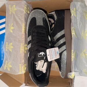 Adidas Samba OG Sneaker in Core Black & Footwear White